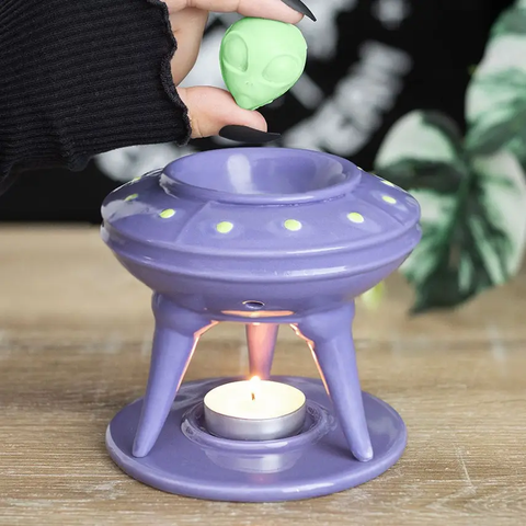 Ufo Wax Burner with Lime Alien Wax Melt