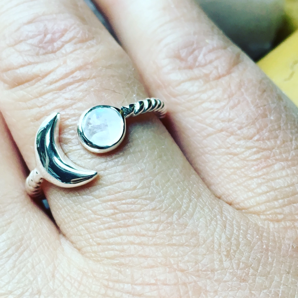 Ring moonstone moon braided band sterling silver