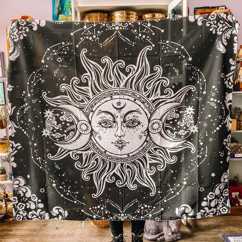 Tapestry triple goddess/sun black & white