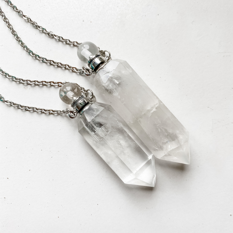 Aromatherapy gemstone bottle necklace - Quartz