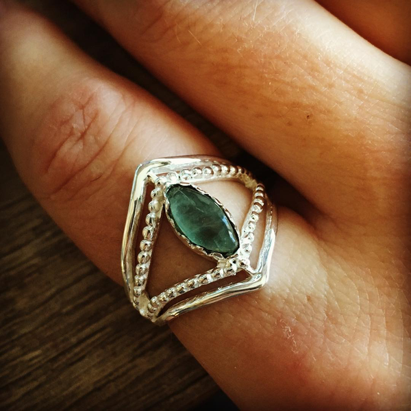 Ring apatite eye sterling silver